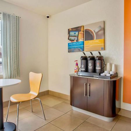 Motel 6-Salem, OR - Expo Center Esterno foto