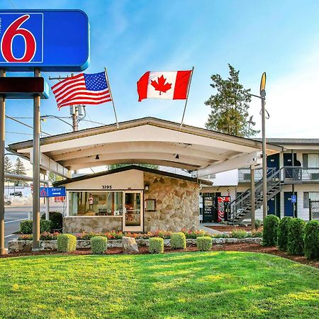Motel 6-Salem, OR - Expo Center Esterno foto