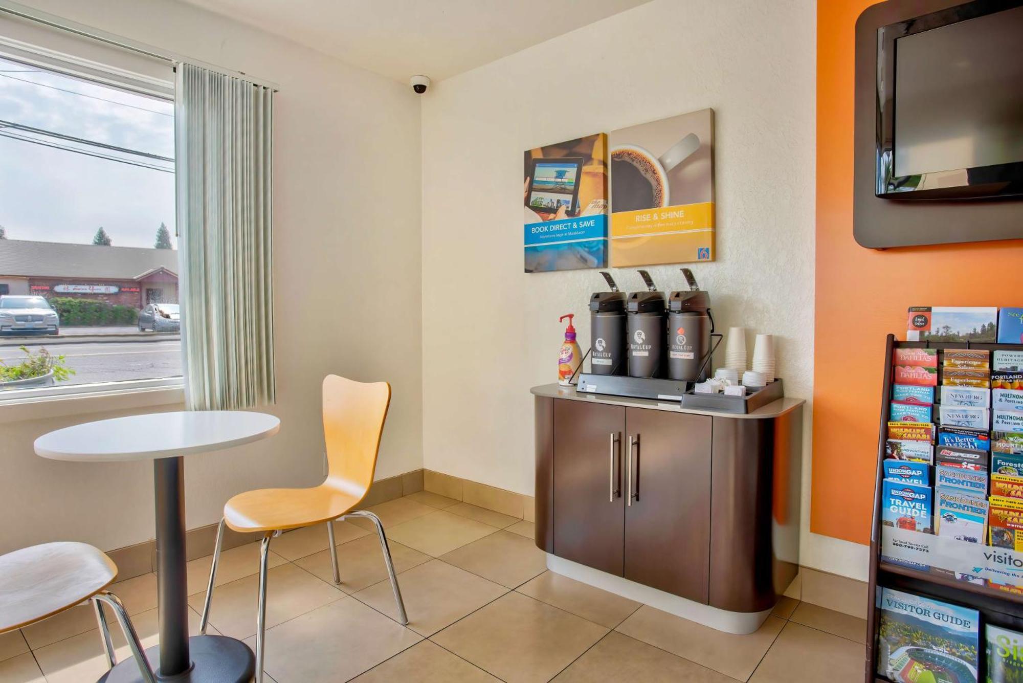 Motel 6-Salem, OR - Expo Center Esterno foto
